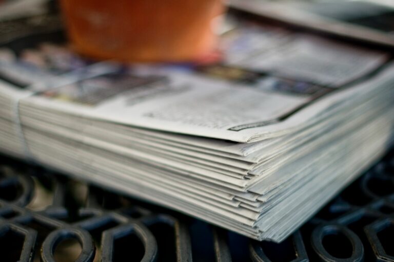 Top Strategies for Staying Informed Daily